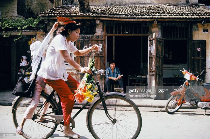 Hanoi in 1989 as seen through the lens of French journalist - ảnh 7