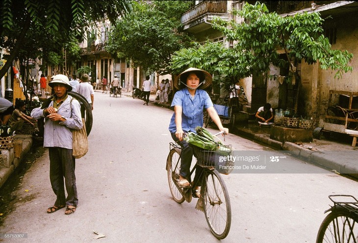 Hanoi in 1989 as seen through the lens of French journalist - ảnh 8