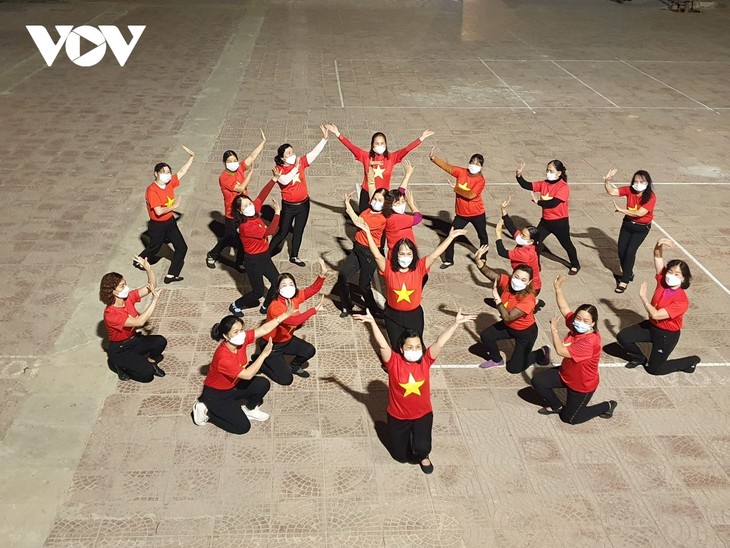 “Dance of unity” enjoys growing popularity in northwest region - ảnh 1