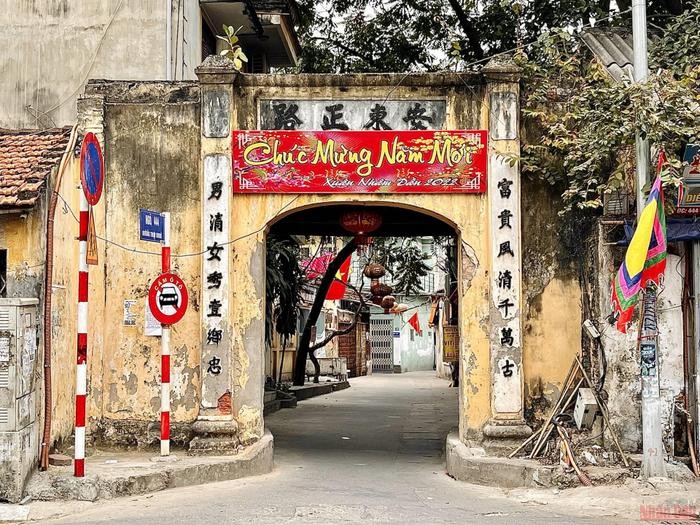 Thuy Khue – the street of village gates in Hanoi - ảnh 10