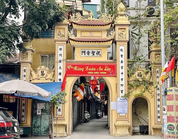 Thuy Khue – the street of village gates in Hanoi - ảnh 19