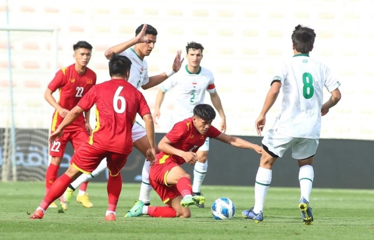 U23 Vietnam, U23 Iraq play out a goalless draw in Dubai Cup opener - ảnh 1