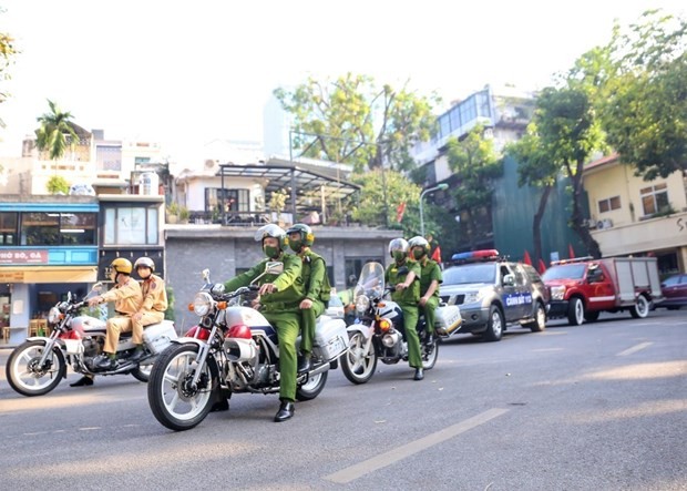 Hanoi arranges traffic during SEA Games - ảnh 1