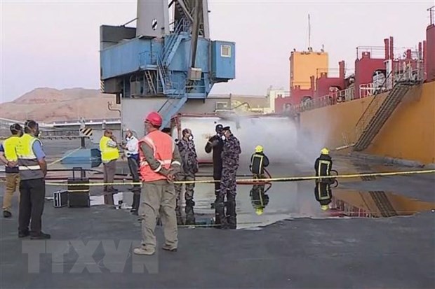 Embassy takes actions to support victims of toxic gas leak in Jordan - ảnh 1