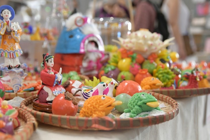 Hanoi artisan preserves the art of making toy figurines - ảnh 2
