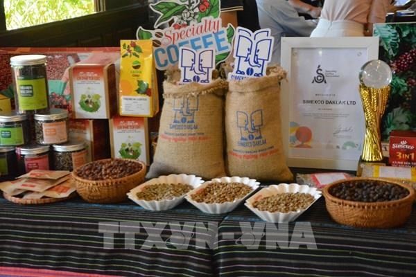 Vietnam’s coffee export expected to hit 4 billion USD this year - ảnh 1