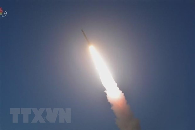 North Korea test fires four long-range cruise missiles - ảnh 1