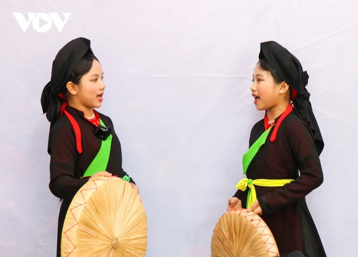 Förderung der jungen Talente des Quan Ho-Gesangs in Bac Ninh - ảnh 8