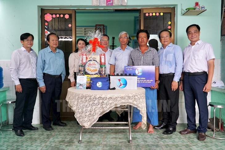 Can Gio fishermen updated with knowledge against illegal fishing - ảnh 1