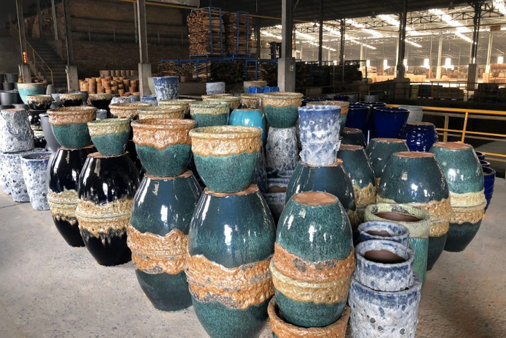 Binh Duong develops tourism with traditional crafts  - ảnh 1