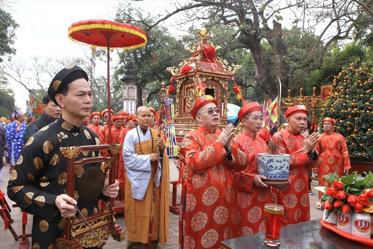 A ritual to pay respect to ancestors of the Tran dynasty - ảnh 1
