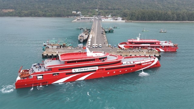 HCMC-Con Dao highspeed passenger ship makes maiden voyage - ảnh 1