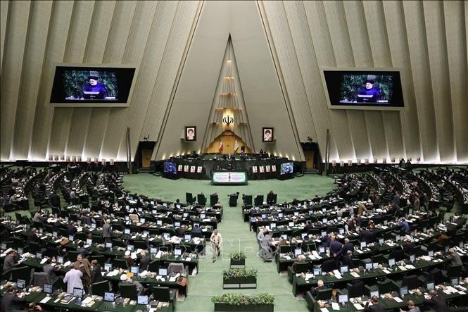 Iran approves six presidential candidates - ảnh 1