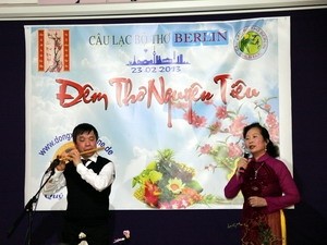 Cộng đồng người Việt ở Nga và Đức  tổ chức Ngày thơ Việt Nam - ảnh 1