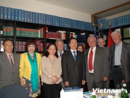 Thúc đẩy quan hệ ngoại giao nhân dân Việt Nam-Đức  - ảnh 1