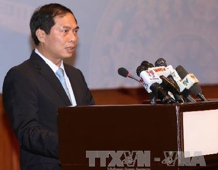 Thứ trưởng Ngoại giao Bùi Thanh Sơn trả lời phỏng vấn về kết quả chuyến đi của Thủ tướng   - ảnh 1