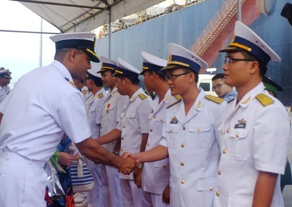 Tàu Hải quân Ấn Độ thăm thành phố Đà Nẵng  - ảnh 1