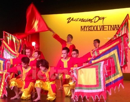 Sinh viên Việt Nam tại New Zealand quảng bá văn hóa dân tộc - ảnh 1