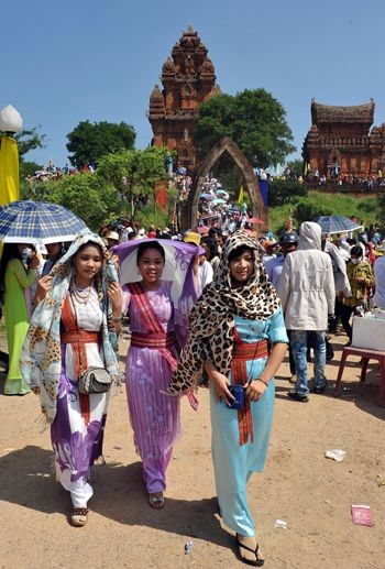Tưng bừng, rộn rã lễ hội Katê của đồng bào Chăm ở Ninh Thuận - ảnh 5