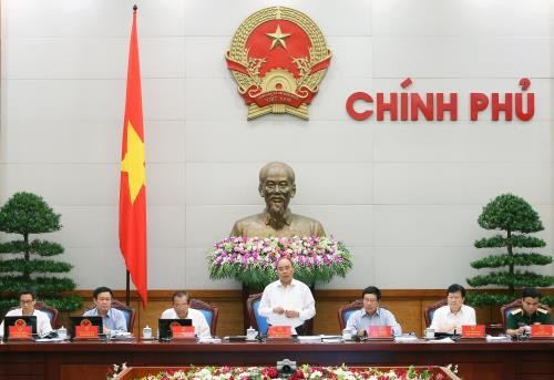 Thủ tướng  Nguyễn Xuân Phúc chủ trì họp trực tuyến với các địa phương về tình hình kinh tế-xã hội - ảnh 1