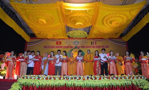 Đại lễ cung nghinh tượng Phật ngọc hòa bình thế giới tại Bắc Ninh - ảnh 2