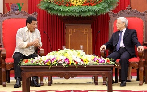 Tổng Bí thư Nguyễn Phú Trọng tiếp Tổng thống nước Cộng hòaPhilippines Rodrigo Duterte - ảnh 1