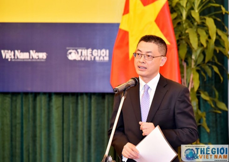 Đại sứ Đặc mệnh Toàn quyền Việt Nam  tại Vương quốc Campuchia trình Quốc thư lên Quốc vương  - ảnh 1