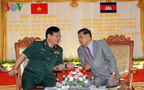 Việt Nam góp phần xây dựng đất nước Campuchia ngày càng phồn vinh, giàu đẹp - ảnh 1