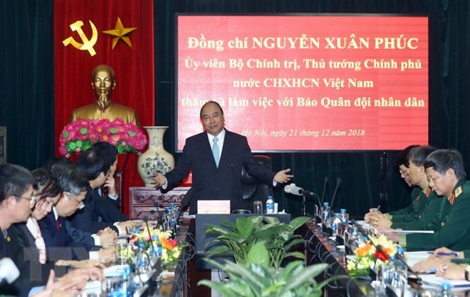 Thủ tướng Nguyễn Xuân Phúc thăm và làm việc với Báo Quân đội nhân dân - ảnh 1