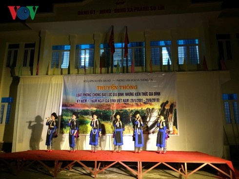 Gìn giữ văn hóa dân tộc từ các câu lạc bộ bảo tồn văn hóa ở Sìn Hồ, Lai Châu - ảnh 2