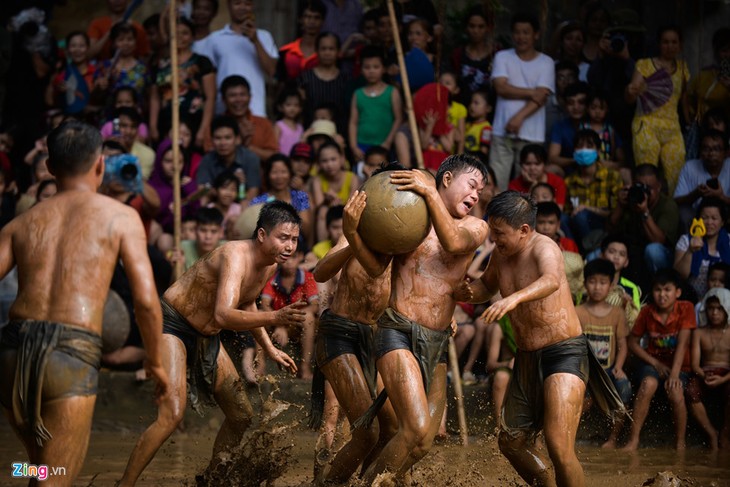 Village festival – culture of wet rice civilization - ảnh 3
