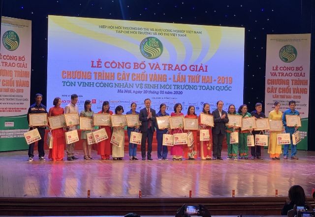 Giải thưởng ‘Cây chổi vàng‘ 2019” - Tôn vinh 72 công nhân vệ sinh môi trường toàn quốc - ảnh 1