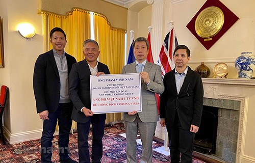 Dịch viêm đường hô hấp cấp COVID-19: Doanh nhân Việt kiều Anh  ủng hộ 1 tỷ đồng  giúp Việt Nam  - ảnh 1