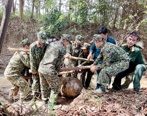 Khánh Hòa dành 9 tỷ đồng/năm để rà phá bom mìn, vật liệu nổ còn sót lại sau chiến tranh - ảnh 1