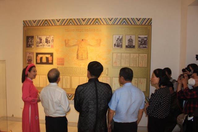 Triển lãm “Chế độ y quan triều Nguyễn” – cái nhìn tổng quát về trang phục cung đình xưa - ảnh 5