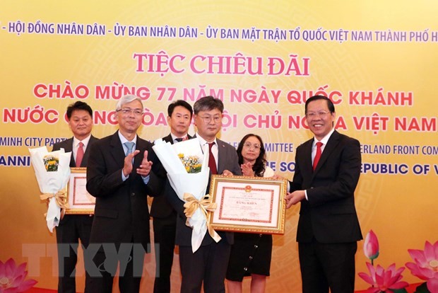 Thành phố Hồ Chí Minh tổ chức chiêu đãi mừng 77 năm Quốc khánh Việt Nam - ảnh 2