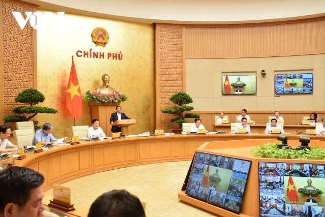 Thủ tướng Phạm Minh Chính: Tập trung vào 3 động lực là xuất khẩu, đầu tư và tiêu dùng để thúc đẩy tăng trưởng - ảnh 1