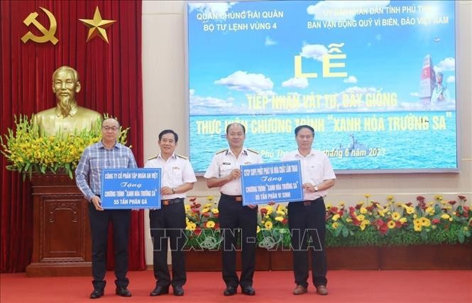 Tỉnh Phú Thọ gửi tặng 20.000 cây xanh cho huyện đảo Trường Sa - Khánh Hòa  - ảnh 1