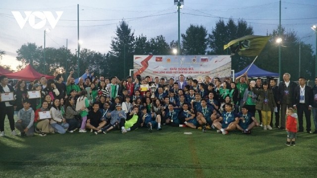 Giải bóng đá sôi động nhất của cộng đồng người Việt tại Nga kết thúc thành công - ảnh 2