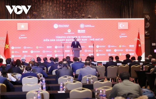 Thủ tướng Phạm Minh Chính: Tạo điều kiện tốt nhất cho các doanh nghiệp Thổ Nhĩ Kỳ vào đầu tư, kinh doanh tại Việt Nam - ảnh 2