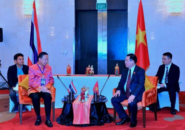 Chủ tịch Quốc hội Vương Đình Huệ tiếp Chủ tịch Phòng Thương mại Thái Lan và lãnh đạo các tập đoàn hàng đầu Thái Lan  - ảnh 1