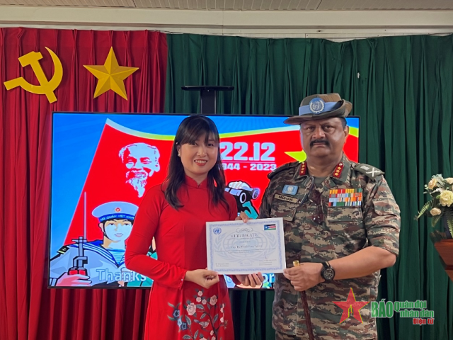 Tư lệnh Quân sự Phái bộ Nam Sudan ấn tượng về Quân đội nhân dân Việt Nam  - ảnh 1