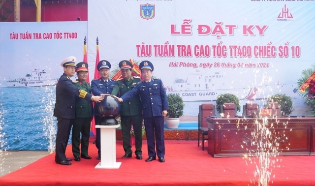 Khởi công đóng mới tàu TT-400 chiếc số 10 của Cảnh sát biển Việt Nam - ảnh 1