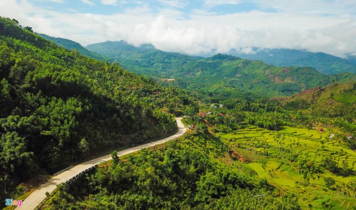 Truong Son Dong mountain range – ideal place for cloud hunters - ảnh 1