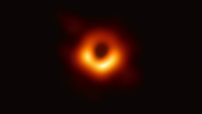 Khám phá “Hố đen trong vũ trụ”: Lan tỏa niềm đam mê nghiên cứu khoa học - ảnh 1