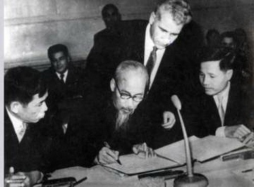 Chủ tịch Hồ Chí Minh trong lòng bạn bè quốc tế - ảnh 2