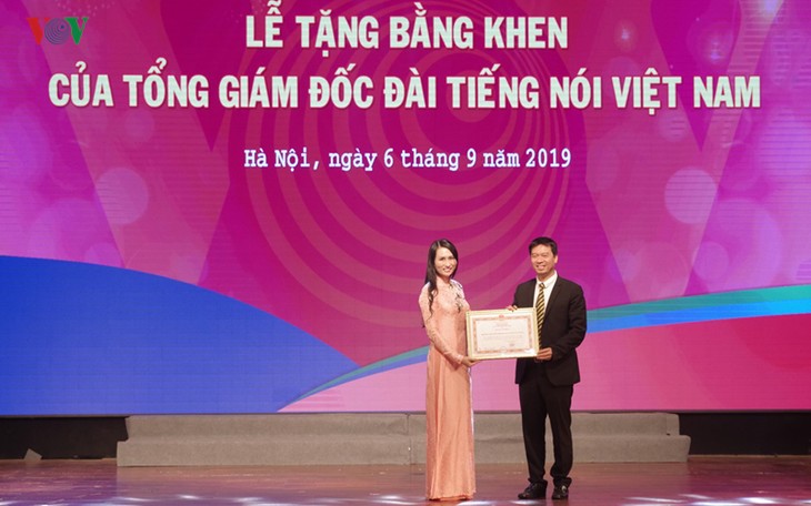 VOV trao giải thưởng Tiếng nói Việt Nam lần thứ 3 năm 2019 - ảnh 4