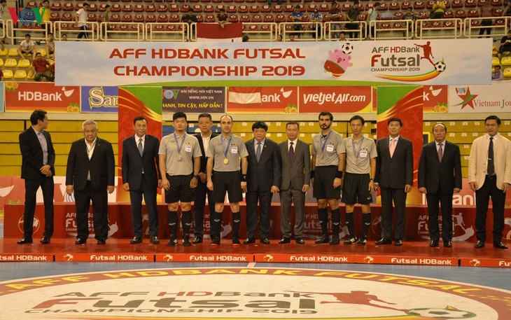 Toàn cảnh lễ trao giải Futsal HDBank vô địch Đông Nam Á 2019 - ảnh 6
