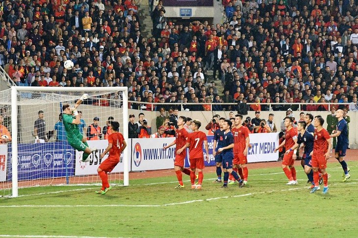 ĐT Việt Nam hòa Thái Lan với tỷ số 0-0 trên sân nhà - ảnh 2