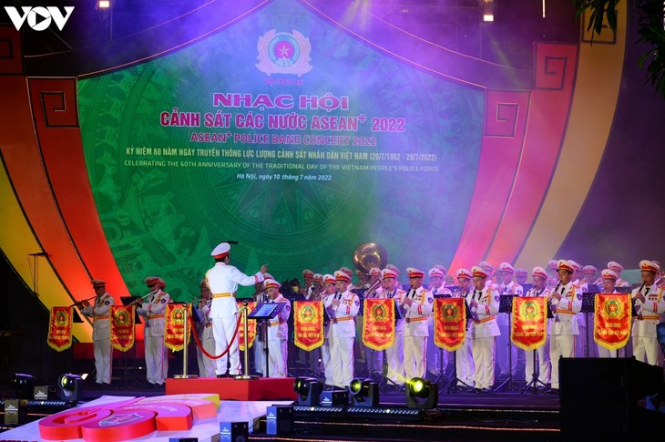 Toàn cảnh chương trình hòa nhạc Nhạc hội Cảnh sát các nước ASEAN+ 2022 - ảnh 7